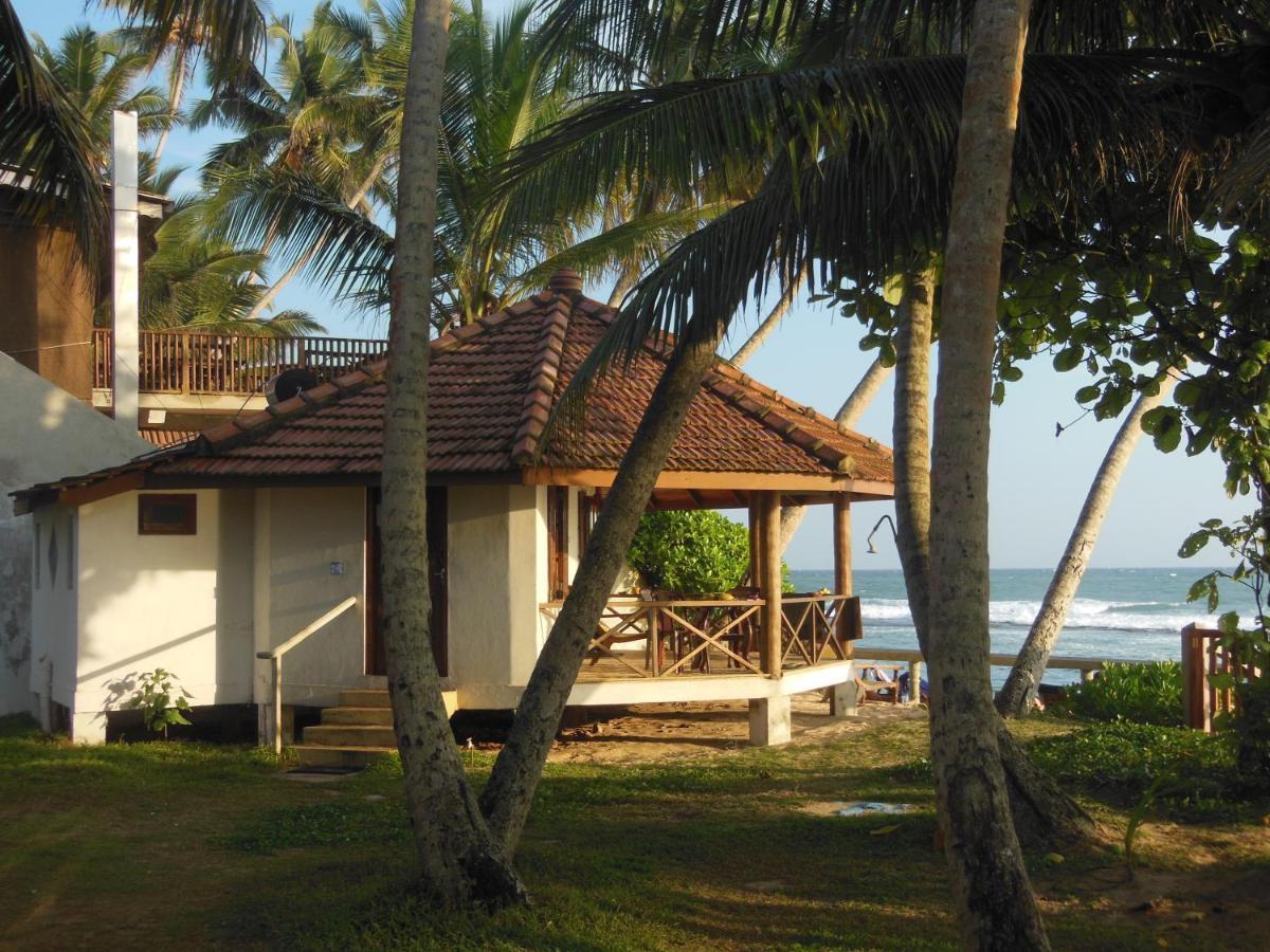Unawatuna Beach House Bagian luar foto