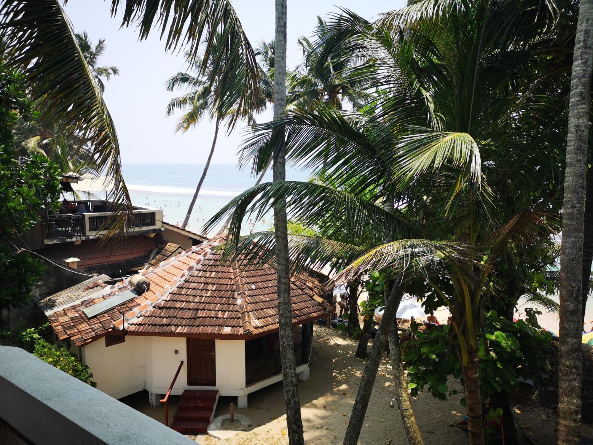 Unawatuna Beach House Bagian luar foto