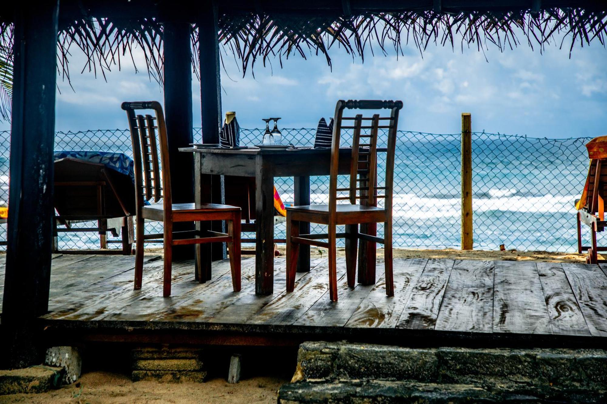 Unawatuna Beach House Bagian luar foto
