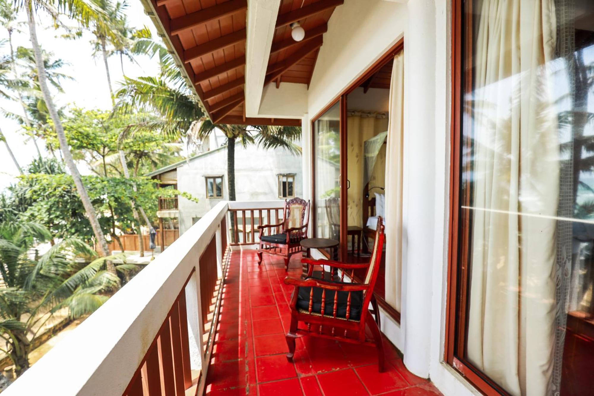 Unawatuna Beach House Bagian luar foto